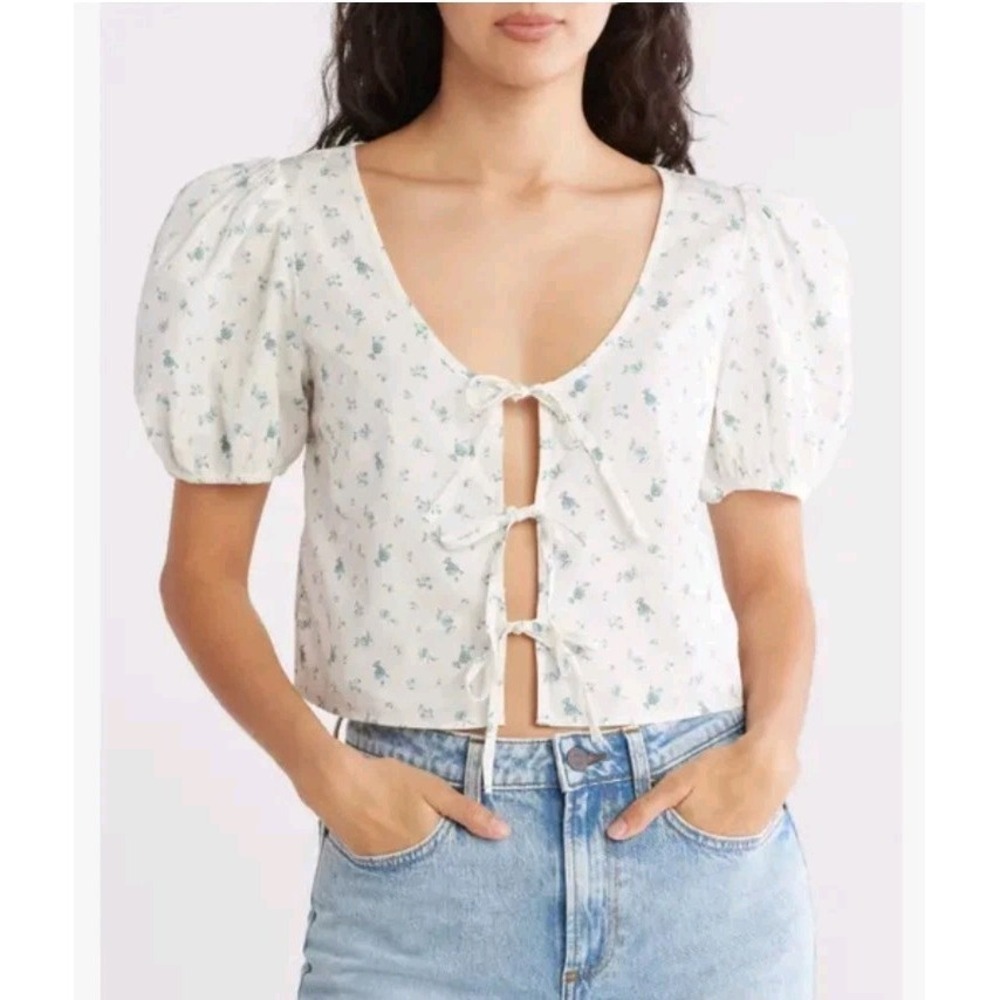 Abound Women's Tie Front 100% Cotton Poplin Floral Crop Top V-Neck White Blue XS